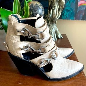 Rebecca Minkoff Seavie Boots, size 7.5